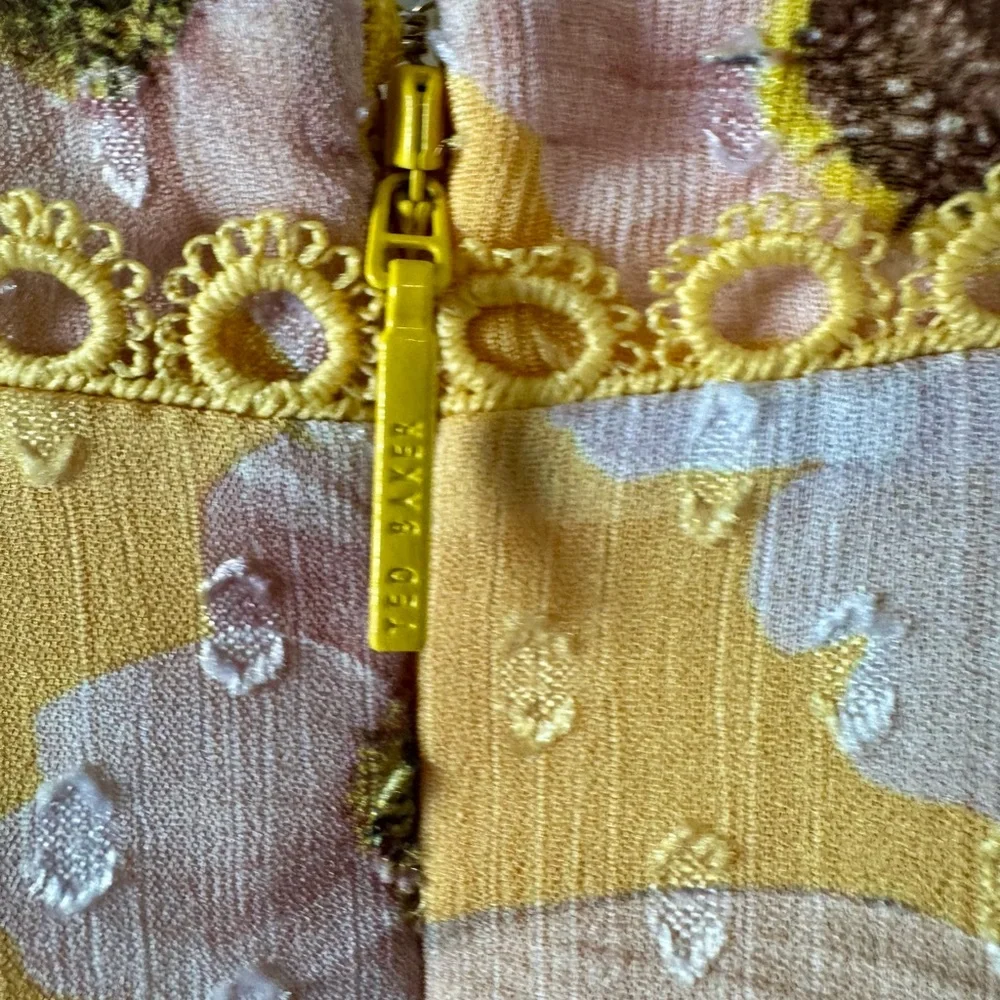 TED BAKER “Posyy” Yellow Mini V Neck Floral Dress w pockets - Picture 10 of 14